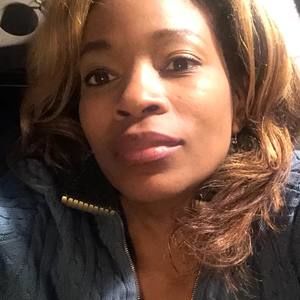 Meet your Posher, Khadijah